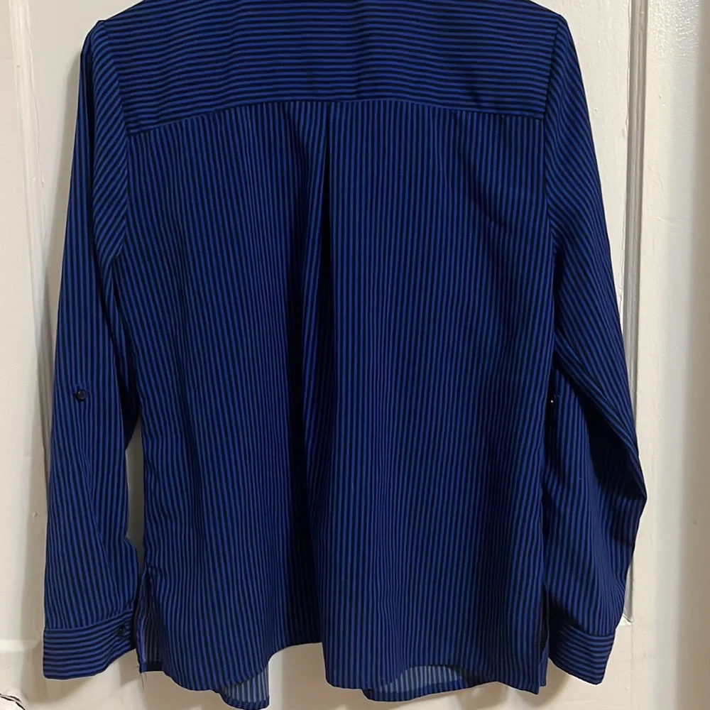 Studio Works Button Down - Picture 2 of 3